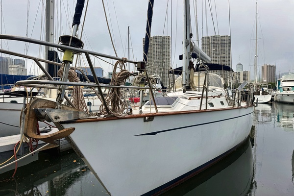 48ft Tayana Yacht For Sale