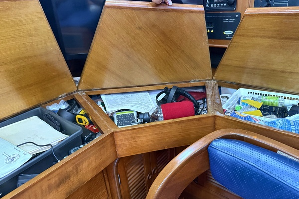 48ft Tayana Yacht For Sale