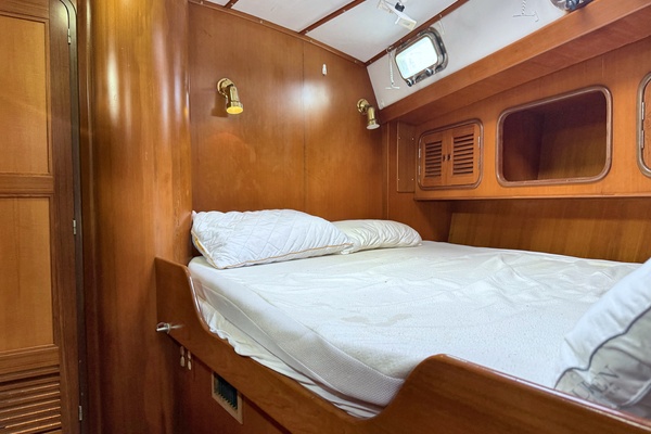 48ft Tayana Yacht For Sale