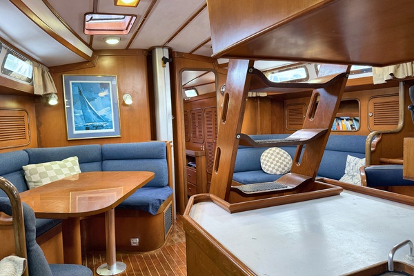 48ft Tayana Yacht For Sale
