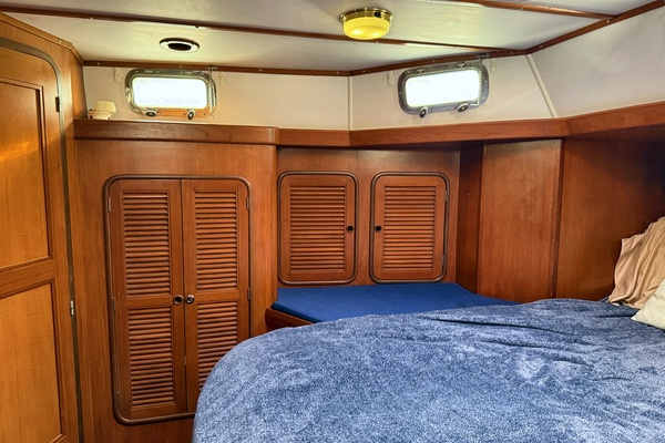 48ft Tayana Yacht For Sale