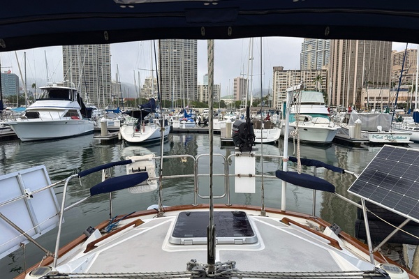 48ft Tayana Yacht For Sale