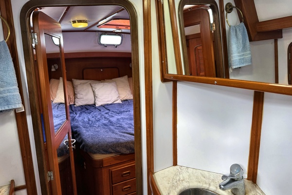 48ft Tayana Yacht For Sale