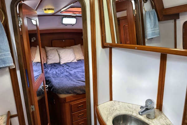 48ft Tayana Yacht For Sale