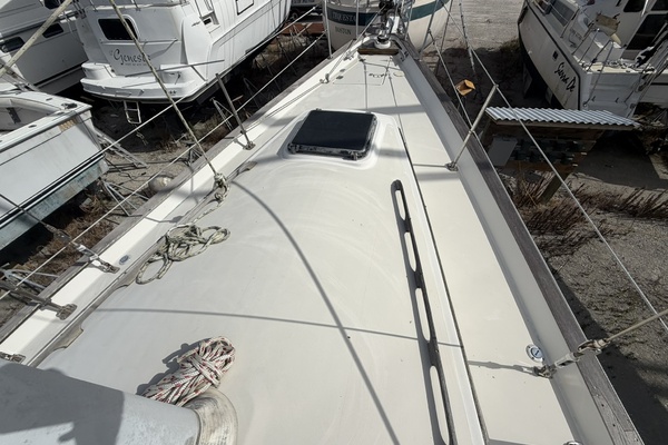 PANACEA 42ft Pearson Yacht For Sale