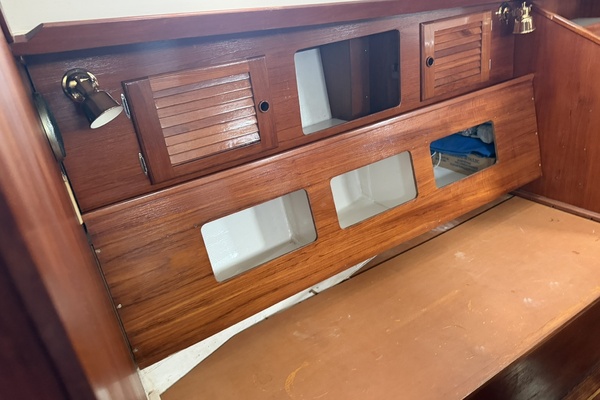 PANACEA 42ft Pearson Yacht For Sale