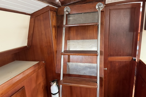 PANACEA 42ft Pearson Yacht For Sale
