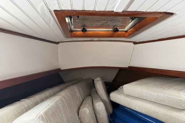 PANACEA 42ft Pearson Yacht For Sale