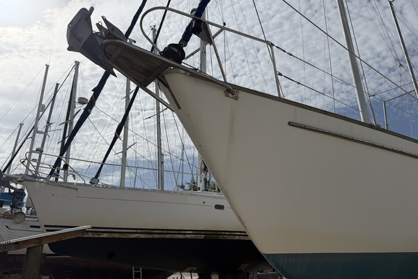 PANACEA 42ft Pearson Yacht For Sale