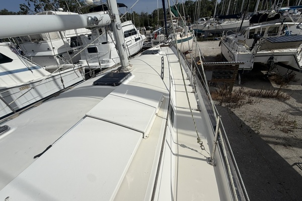PANACEA 42ft Pearson Yacht For Sale