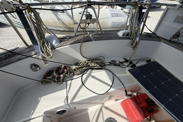PANACEA 42ft Pearson Yacht For Sale