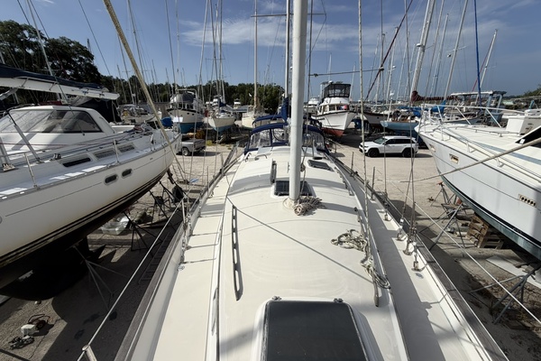 PANACEA 42ft Pearson Yacht For Sale