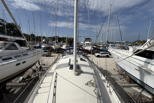 PANACEA 42ft Pearson Yacht For Sale