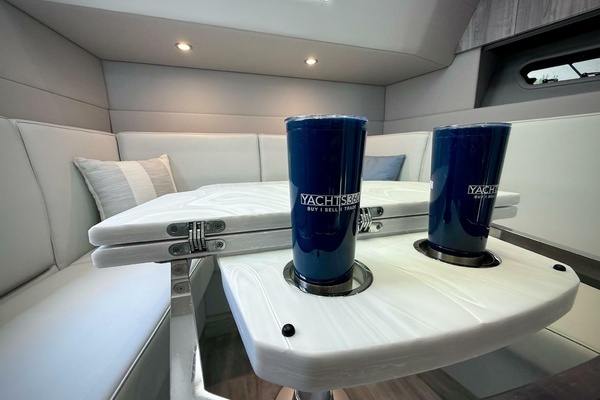 Formula 500 Super Sport Crossover Yacht For Sale