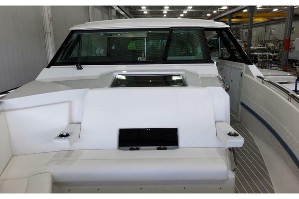Formula 500 Super Sport Crossover Yacht For Sale