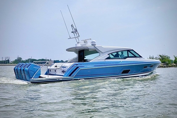 Formula 500 Super Sport Crossover Yacht For Sale
