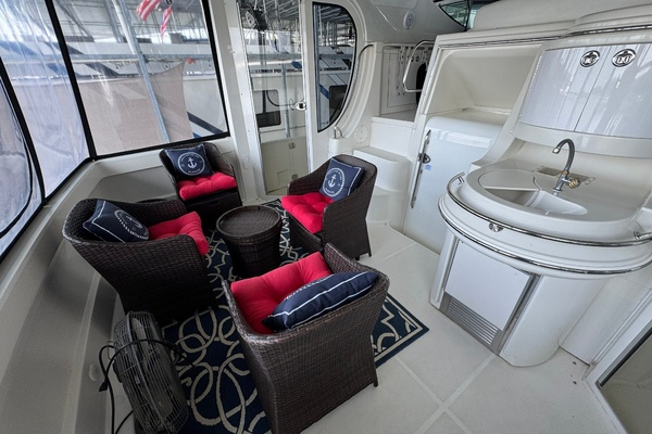 MO HEINE 46ft Carver Yacht For Sale
