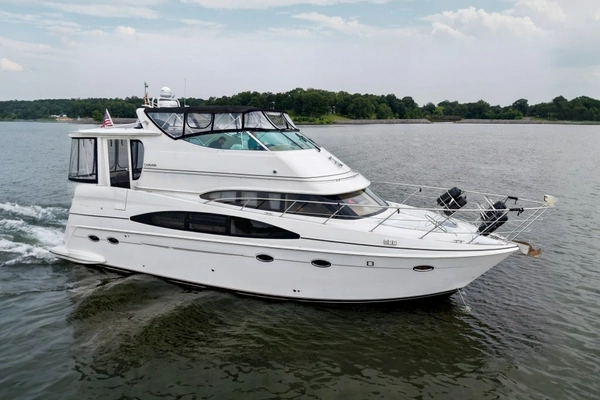 2004 Carver 46