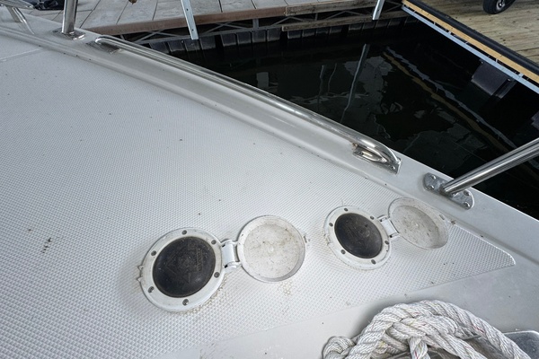 MO HEINE 46ft Carver Yacht For Sale