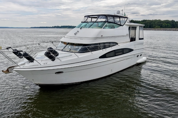 2004 Carver 46