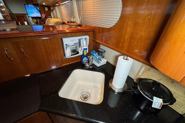 MO HEINE 46ft Carver Yacht For Sale