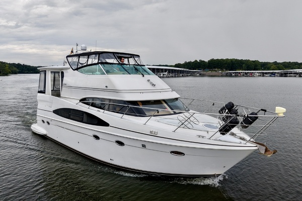MO HEINE 46ft Carver Yacht For Sale