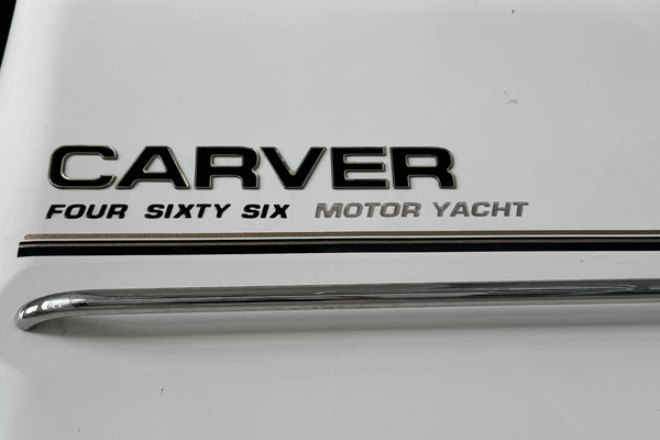 2004 Carver 46