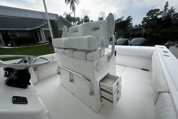 32ft Regulator Yacht For Sale