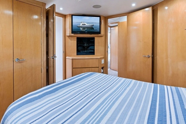 60ft Hatteras Yacht For Sale