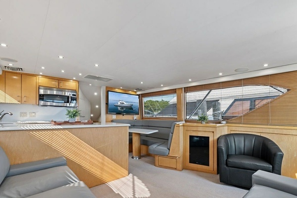 60ft Hatteras Yacht For Sale