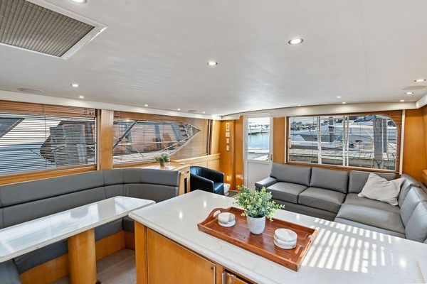 60ft Hatteras Yacht For Sale