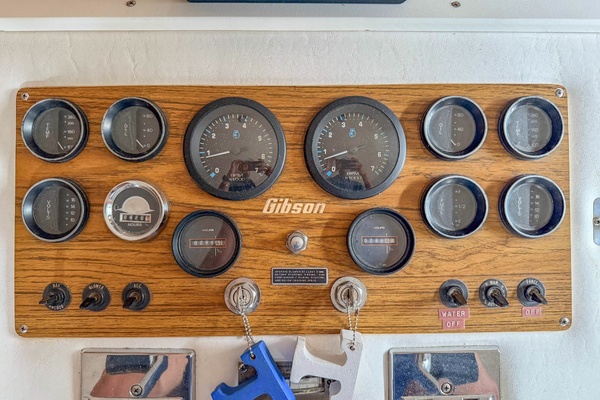 50ft Gibson Yacht For Sale