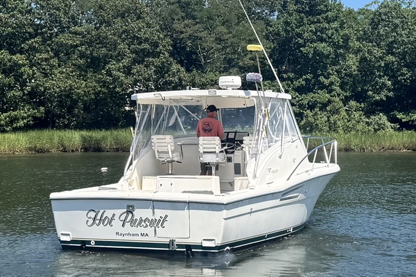 30ft Pursuit Yacht For Sale