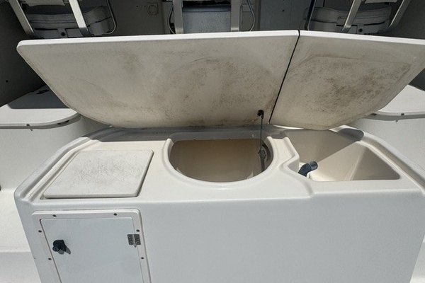 30ft Pursuit Yacht For Sale
