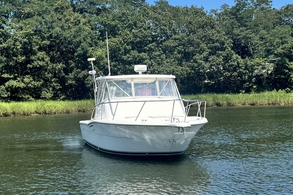 30ft Pursuit Yacht For Sale