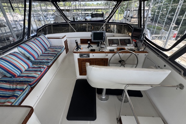 Delta Bliues 48ft Jefferson Yacht For Sale