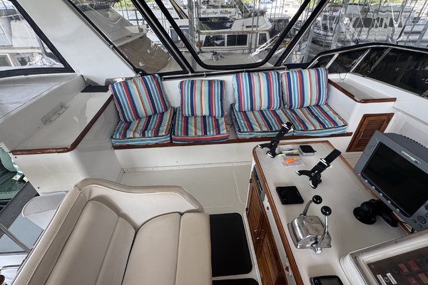 Delta Bliues 48ft Jefferson Yacht For Sale