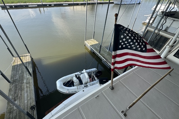 Delta Bliues 48ft Jefferson Yacht For Sale