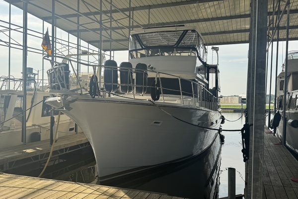 Delta Bliues 48ft Jefferson Yacht For Sale