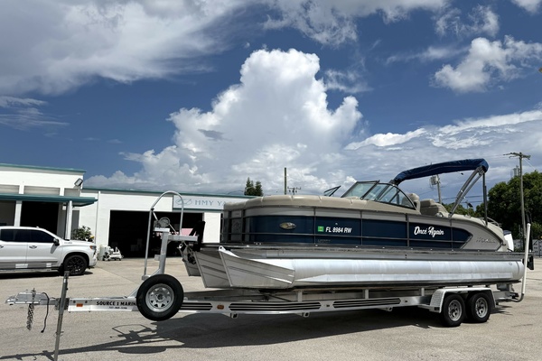 ONCE AGAIN 25ft Manitou Yacht For Sale