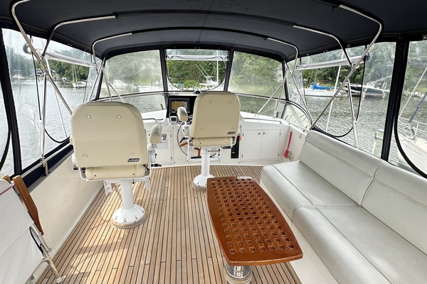 The 4th Quarter 46ft Grand Banks Yacht For Sale