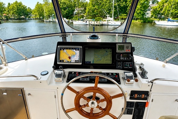 2004 Grand Banks 46