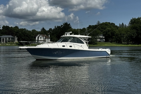 38-ft-Pursuit-2022-OS 385 Offshore- Cos Cob Connecticut United States  yacht for sale