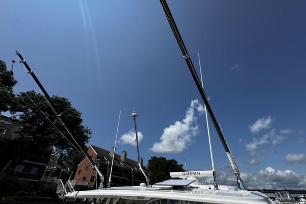 38ft Pursuit Yacht For Sale