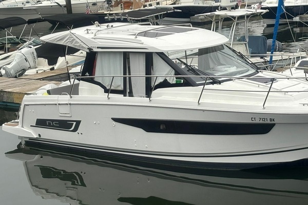 2024 Jeanneau 30