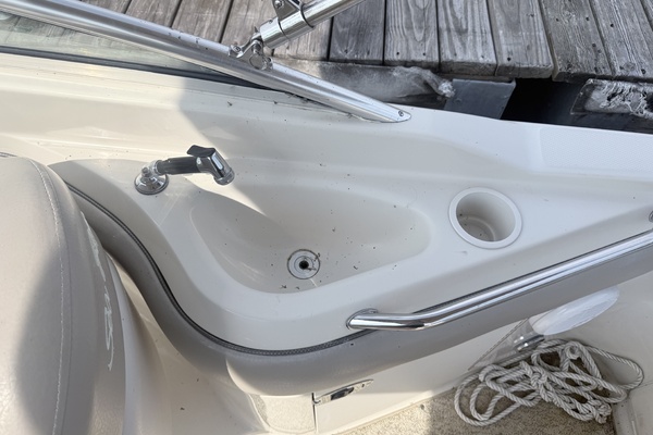 22ft Sea Ray Yacht For Sale