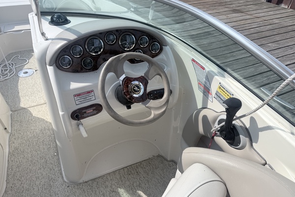 22ft Sea Ray Yacht For Sale