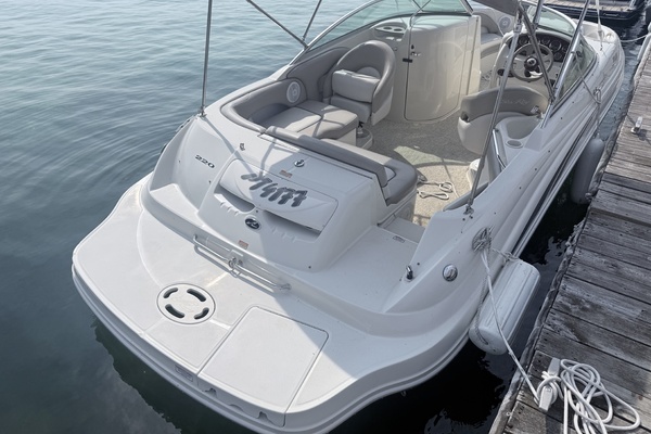 22ft Sea Ray Yacht For Sale