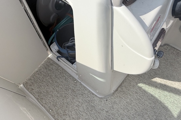 22ft Sea Ray Yacht For Sale