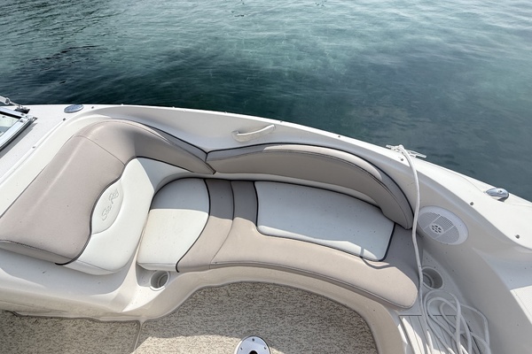 22ft Sea Ray Yacht For Sale